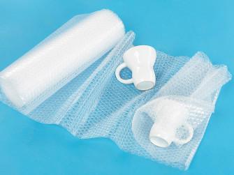 Воздушно-пузырьковая пленка ВПП 2-слойн (0,4х5м) UPAKUIKA 1/45 Воздушно-пузырьковая пленка ВПП 2-слойн (0,4х5м) UPAKUIKA 1/45