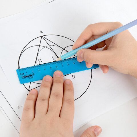 Линейка 20см пластиковая неоновая ассорти ПИФАГОР 1/30 Линейка 20см пластиковая неоновая ассорти ПИФАГОР 1/30